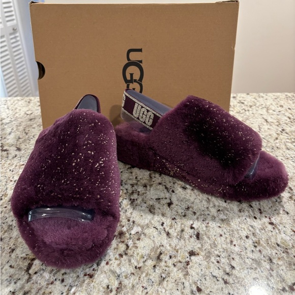 Ugg Women’s Fluff Yeah Metallic Sparkle Slipper  in Pinot Noir SZ 7 New - Picture 5 of 10